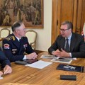 Вучић са Гашићем и Мојсиловићем: Грађани ће на војној паради видети снажну српску армију