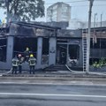 Pogledajte prve fotografije nakon požara na Banovom brdu: Restoran ugljenisan, vatrogasci na terenu FOTO