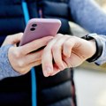 Ова европска земља планира да забрани мобилне телефоне и у средњим школама: забрана за основце већ на снази