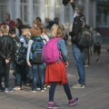 Ove stvari se uče od rođenja do polaska u školu: Školski psiholog otkriva tačno šta bi đak prvak trebalo da zna, a šta nije…
