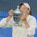 Ribakina - nova teniska kraljica koja je Sabalenku ostavila bez grend slem trofeja u 2026.