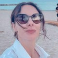 Raskopčala košulju, a ispod čipka i steznik: Sloboda Mićalović zapalila Instagram smelim modnim izdanjem (foto)