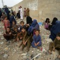 Hiljade avganistanskih izbeglica napuštaju Pakistan kako bi izbegle hapšenje i proterivanje