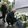 Премијер Вучевић и део министара положили цвеће испред "Рибникара"