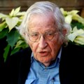 Noam Čomski doživeo moždani udar: Američki filozof se oporavlja