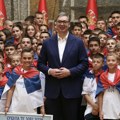 Vučić sa mladim sportistima: Predsednik Srbije dočekao učesnike kampa "Srbija te zove"