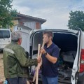 Filip je student koji danima pomaže Kuršumličanima