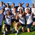 "Očekujemo svi mnogo od košarkaša, ali..." Filip Kostić se nada da će Piksijevi fudbaleri "pogurati" Pešićeve "orlove" na…