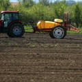 Uprava za agrarna plaćanja: Poljoprivrednicima 89 miliona za gorivo