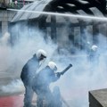 Водени топ и сузавац на демонстранте: Овако се полиција обрачунава са учесницима протеста у Бриселу (видео)