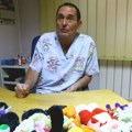 Dr Saša obasut je poljupcima: Leči najslađa bića, svi bi samo minut pažnje, a on - maratonac u trci s vremenom