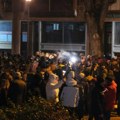 Policija potisnula studente u blokadi iz zgrade Filozofskog fakulteta u Novom Sadu