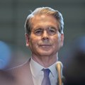 Besent: G7 trpi štetne posledice kineskih izvoznog viška
