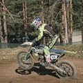 Četiri pojedinačna odličja za čačanske moto-kros vozače