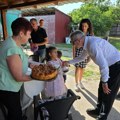 Glamočić: „Porodica Majkić primer uspešnog poljoprivrednog razvoja u Tomislavcima“