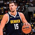 Jokić dirigovao, Marej i Braun rešetali: Denver zatrpao Finiks trojkama i vezao drugu pobedu!