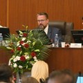 Izglasan rebalans BUDžETA Završena sednica Skupštine apv, usvojeno svih 20 tačaka dnevnog reda diskusija trajala 14 sati