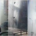 "Gejzir" na Vračaru: Voda šiklja u visini zgrade (VIDEO)