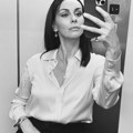 Sloboda Mićalović objavila: Crno-belu sliku iz kuhinje Glumica u opuštenom izdanju: "Pre svega mama" (foto)