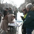Studenti u blokadi prikupljaju potpise za zahtev za vanredne izbore