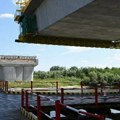 U aprilu spajanje krakova mosta u Novom Sadu u okviru Fruškogorskog koridora