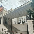 Velika tuga u OŠ "Vladislav Ribnikar"! Umrla omiljena učiteljica Jelena, iza sebe ostavila tri ćerkice: Kolege se opraštaju…