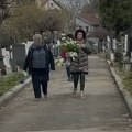 (Video) Majka donela bele ruže: Pomen Kseniji Pajčin, 14 godina od tragične smrti pevačice