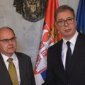 Vučić Šmitu: Srbija se snažno zalaže za saradnju i stabilnost
