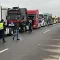 Treću godinu za redom vlasnici i vozači kamiona organizovali vožnju kragujevačkim ulicama (VIDEO)