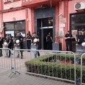 Opozicija u Zaječaru tvrdi: Privatno obezbeđenje maltretiralo opozicione odbornike, tužilac naredio utvrđivanje identiteta
