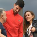 Jelena je ovako doživela Novakovu pobedu: Pada na kolena i viče da se tresu prozori, Đoković odmah sve podelio na mrežama
