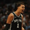 Vembanjama ušao u istoriju NBA lige: Za osam minuta napravio pravo čudo