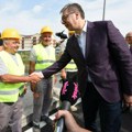 Vučić Završen most na Mlavi, lokalna vlast mora više da razgovara sa građanima (foto)