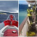 Dramatičan snimak spasavanja na jadranskom moru: Brod pun turista se nasukao, visoki talasi napravili haos (video)