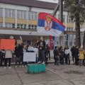 Sistem je pao, ŠUP je ustao: Protest učenika Trgovačko-ugostiteljske škole u Kragujevcu