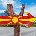 Zbog požara u prekidu saobraćaj na autoputu Skoplje-Kumanovo