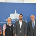 Razgovor o jubileju Matice srpske Gradonačelnik Mićin sa predsednikom Matice srpske i upravnikom biblioteke ove znamenite…