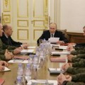 Putin o situaciji na ratištu: Ukrajina se povlači duž cele linije fronta, inicijativa u potpunosti u našim rukama