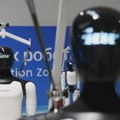 Čadež: Srbija ulazi u novu industriju, roboti ne zamenjuju radnu snagu koje ima, već onu koje nema