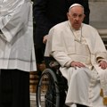 Papa Franja tri sata operisan, nije bilo komplikacija