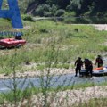 Lim je tu dubok i mutan, potraga za telom devojčice trajala pola sata: Detalji tragedije na reci u Beranama