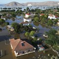 "Ovo se nikada pre nije dogodilo u Grčkoj": Samo krovovi vire iz vode: Za dva dana "palo kiše kao za tri godine", moguć je…