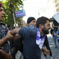 Најмање 29 људи ухапшено због насилних протеста у Јеревану