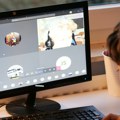 Majkrosoft rešio, evo kada se gasi platforma koju smo svi koristili Milioni ljudi prelaze na drugu vrstu video-poziva