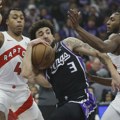 Zvanično - Unikaha našla NBA zamenu za Kartera!
