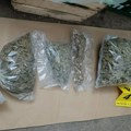 Uhapšen mladić iz Šida: Pokušao da pobegne policiji, u rancu krio kilogram marihuane
