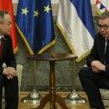 Vučić srdačno sa ambasadorom Kine Li Mingom