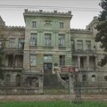 Шумадијски дворац пропада пред очима мештана: Карађорђев дом у Рачи изгледа језиво