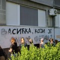 Građani uklonili grafite protiv Marije Vasić u Novom Sadu