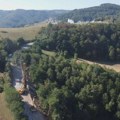 Ovaj put spojiće dve obale Drine, Srbiju i Bosni: U punom jeku radovi na jednoj od najkritičnijih deonica kod Bajine bašte –…